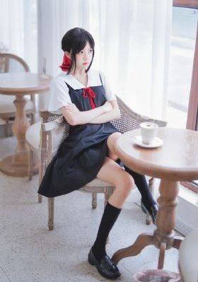 品丝论足调教社区踩踏_超清手机免费观看完整