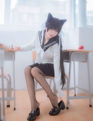 女仆装白丝露内裤_高清免费观看电视剧